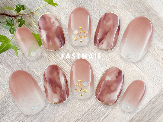 ニュアンスネイル×もやもやのデザイン