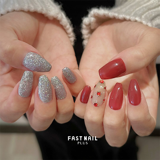 シアーネイル×赤のデザイン