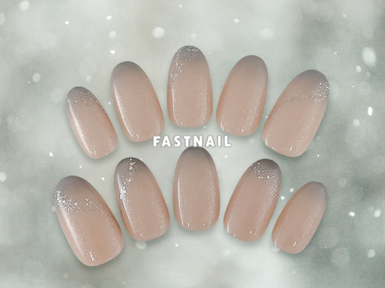 グラデーション×グレージュネイル