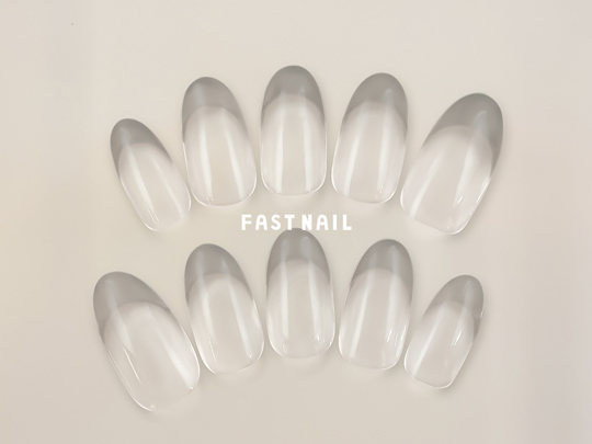 フレンチ×グレージュネイル